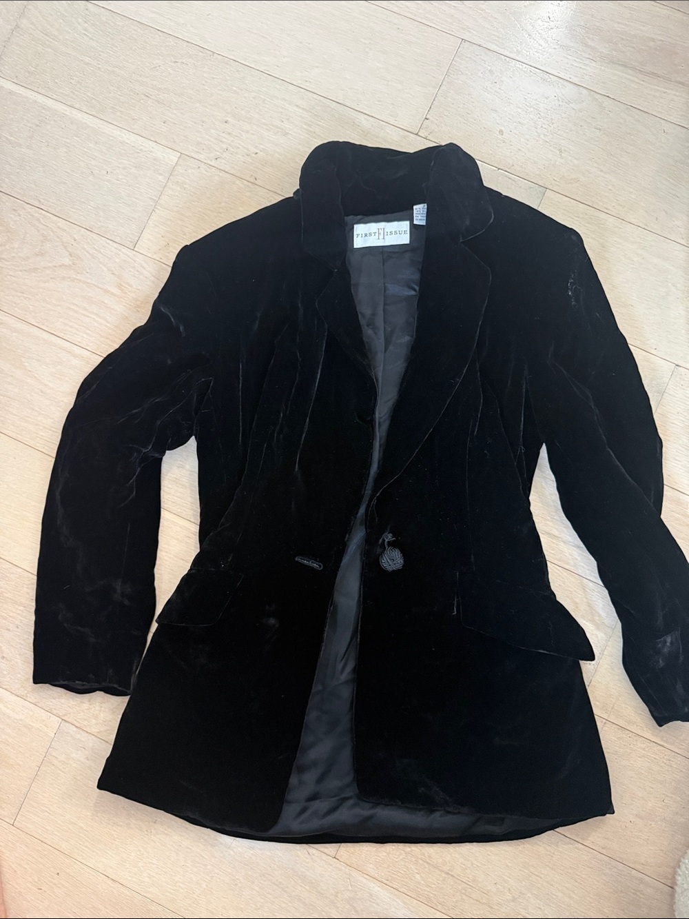 Black Velvet Notch-Lapel Blazer - Private Label